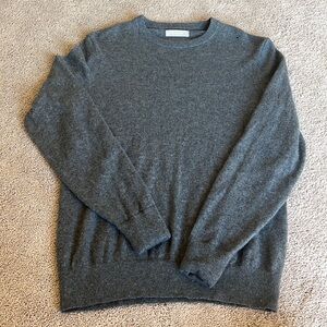 Everlane Mens Cashmere Sweater (Small hole left shoulder near collar see photos)